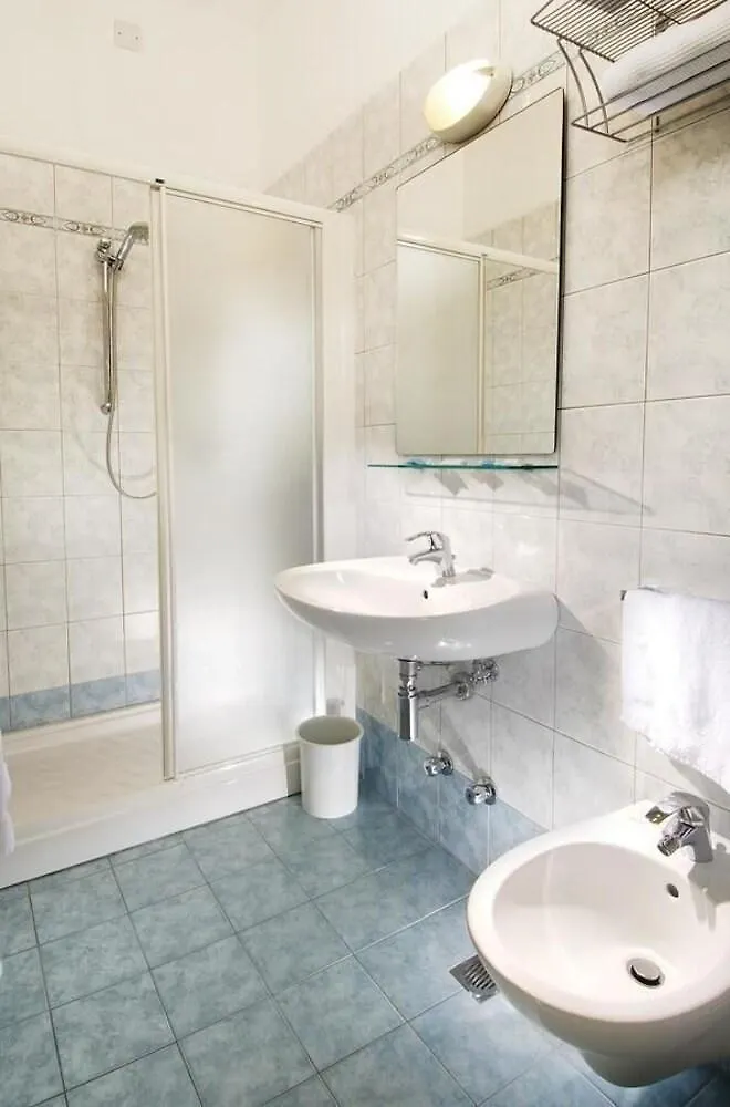 Hotel Trieste Cervia 3*,  Italia