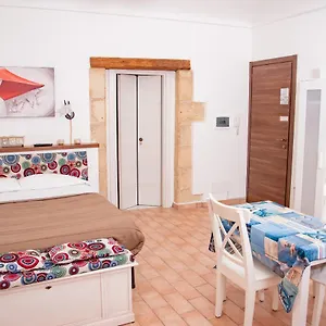xenia-il-vicoletto-delle-dee.sicilyhotelsitaly.net/
